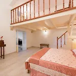 Apartament Traditional House Theológos