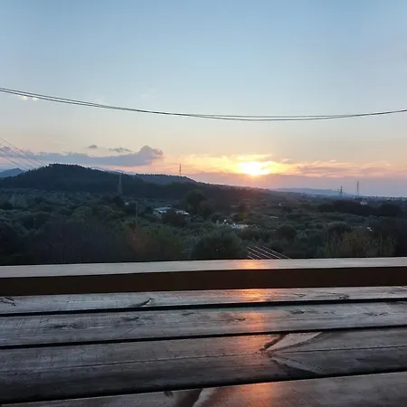 Traditional House Theológos