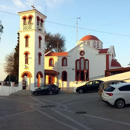Apartment Traditional House