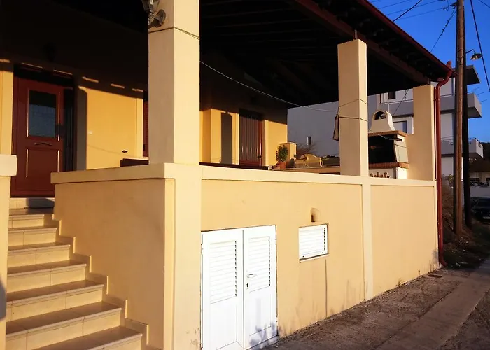 Traditional House Theológos