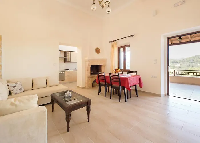 Traditional House Apartament *